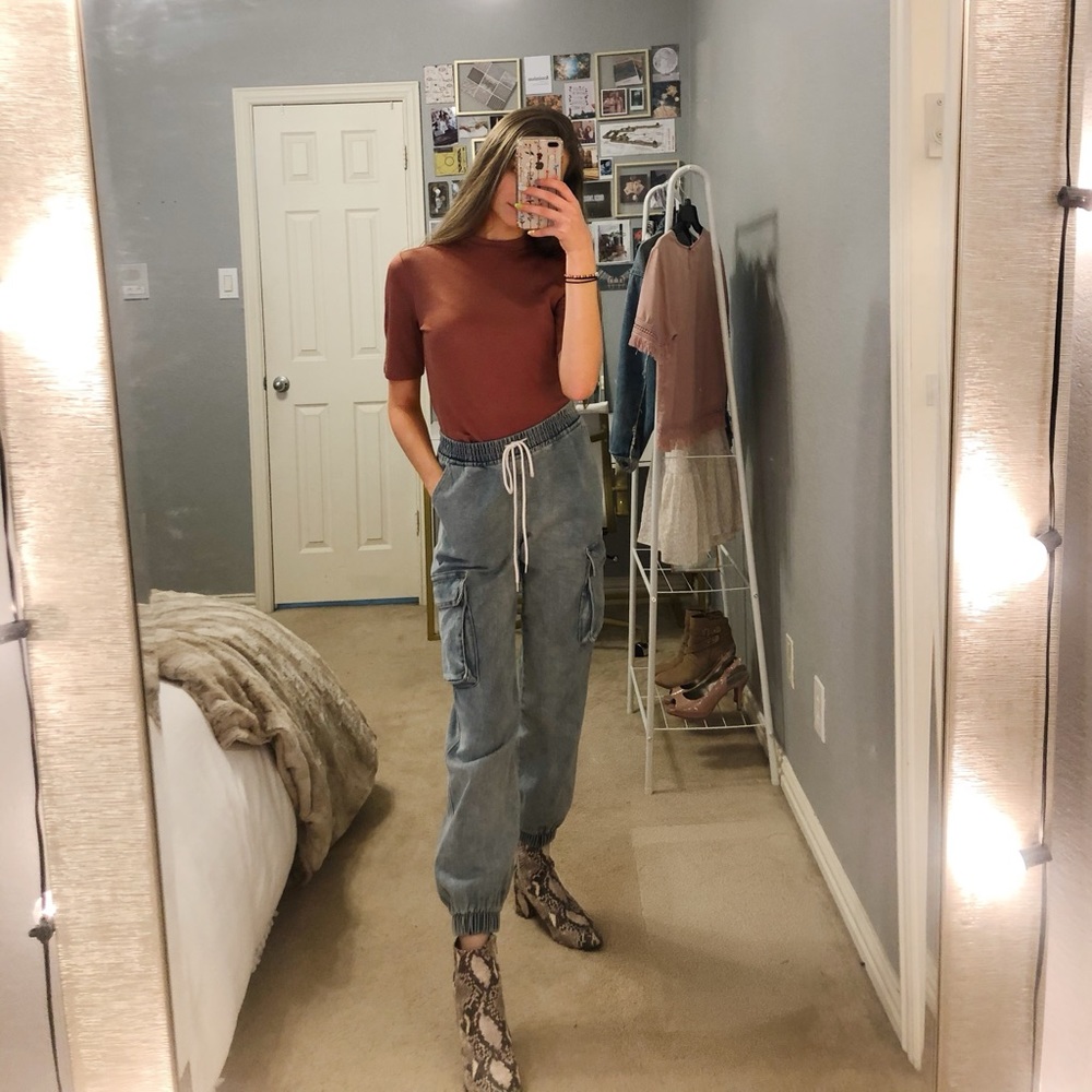 Forever 21 blush pink crop top